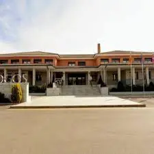 Fachada del Colegio privado Logos International