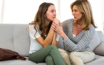 4 consejos para comunicarte mejor con tu hijo adolescente