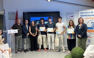 SURF AI: cuando un proyecto de Bachillerato compite en la universidad